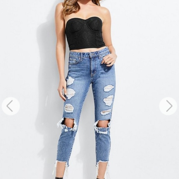 Lace Bustier - Picture 2 of 4